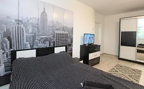 Holidays Host Splaiul Unirii
